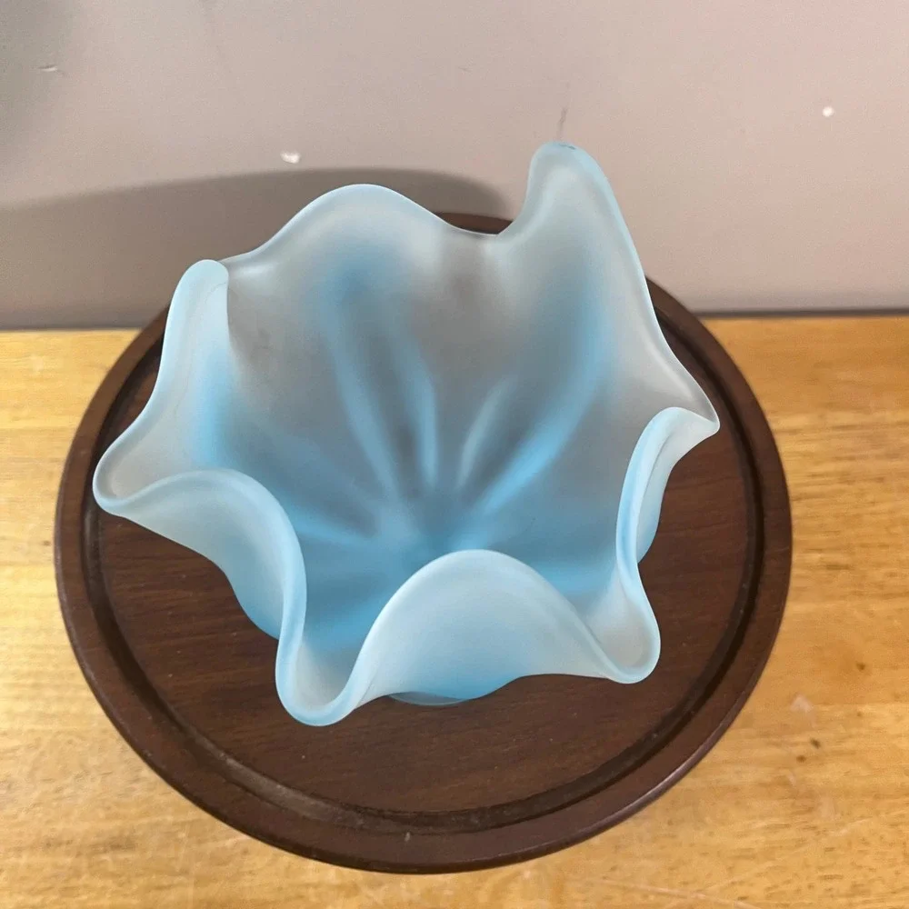 Viking Glass Satin Spring Blue Handkerchief Vase Vtg Blue Frosted 7.5